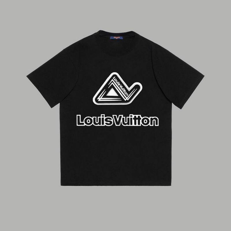 Louis Vuitton Men's T-shirts 163